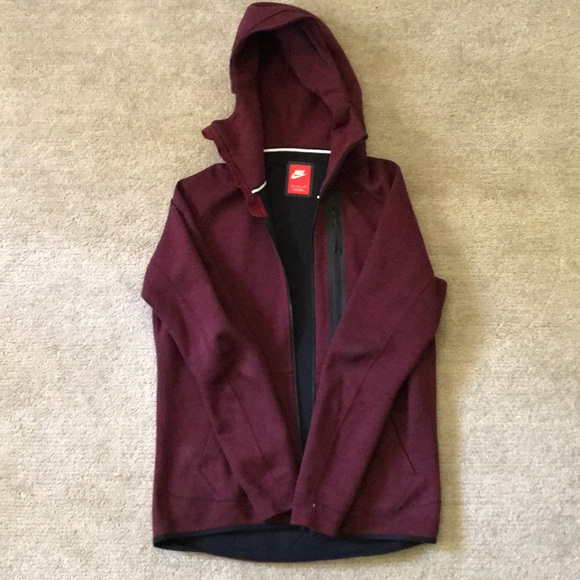 maroon nike jacket